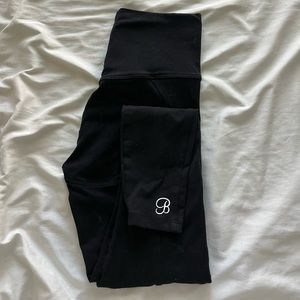 black bombshell leggings